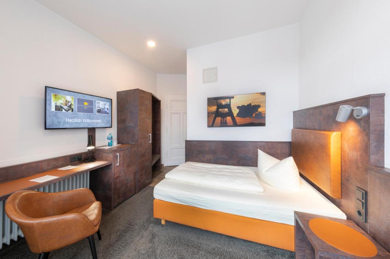 Hotel Reichshof Garni シュヴェーアテ エクステリア 写真