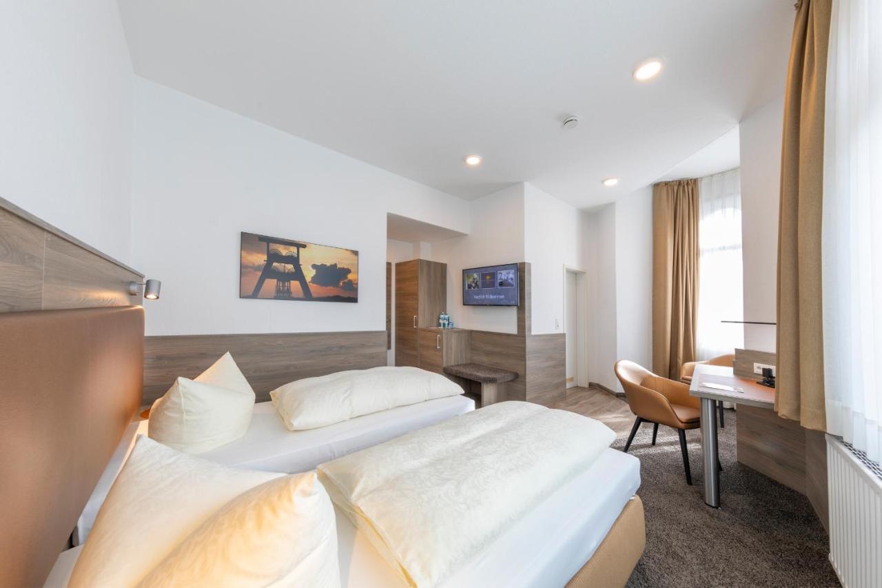 Hotel Reichshof Garni シュヴェーアテ エクステリア 写真